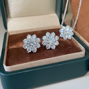 豪华sunflower一克拉太阳花围镶钻石耳钉女 925银高碳钻结婚耳环