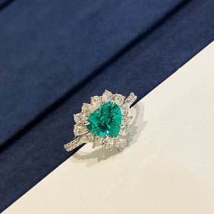 哥伦比亚色实验室培育祖母绿1.5克拉爱心形钻石戒指女925纯银轻奢