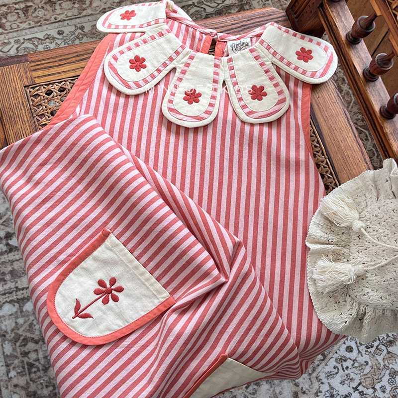 夏季新款apo女童宝宝可爱花瓣领条纹刺绣无袖连衣裙背心裙公主裙