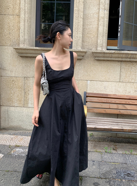 Mas Mash【古堡情书】新款赫本风方领收腰气质简约高级连衣裙女