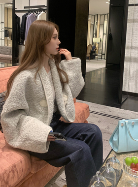 Mas Mash 玛奇朵之吻 短款落肩牛角扣羊毛毛呢外套女小众宽松上衣