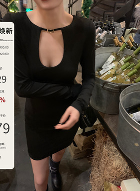 Mas Mash 迷人姐姐 丝滑镂空弹力夹棉打底针织连衣裙性感黑裙女冬