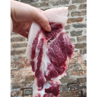 土猪黑山猪吃牧草粗粮半放养跑山猪是纯天然无污染高品质猪肉包邮