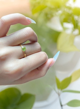 天然橄榄石戒指满火彩高净度国标