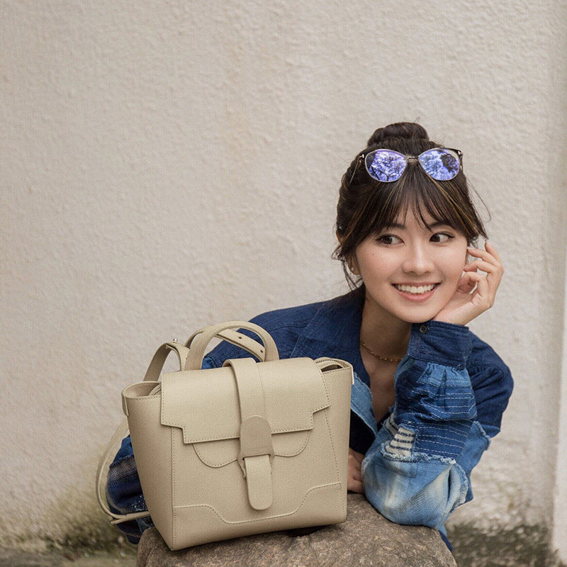 2025女士背包真皮双肩包小众设计新款剑桥包手提单肩百搭ins超火