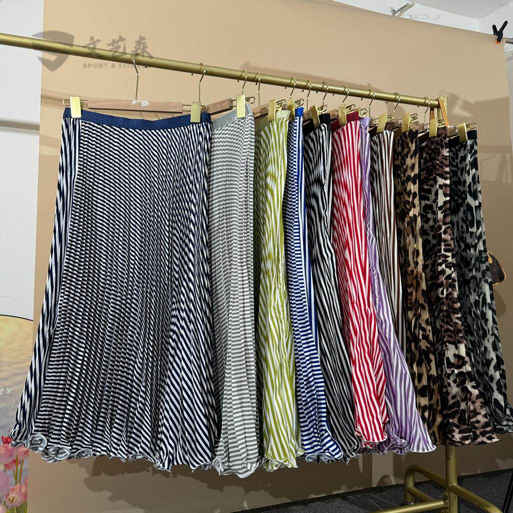 欧美春款百搭显瘦印花半身裙95m长裙波浪裙摆长款裙子