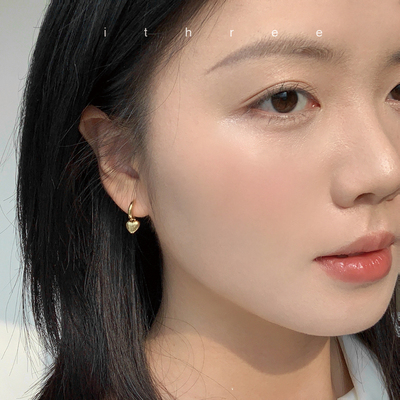 迷你精致小巧金色爱心百搭耳钉