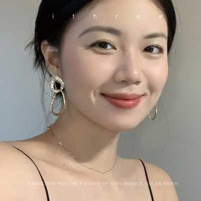 欧美低奢纯银女满镶双圆镂空耳饰