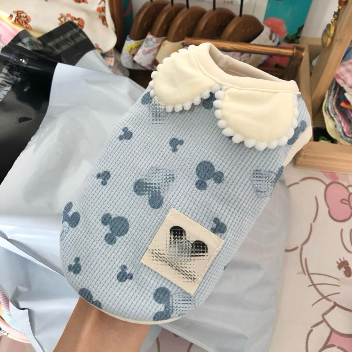 宠物衣服蜜起猫咪狗狗秋冬薄款背心泰迪比熊马尔济斯可爱衣服
