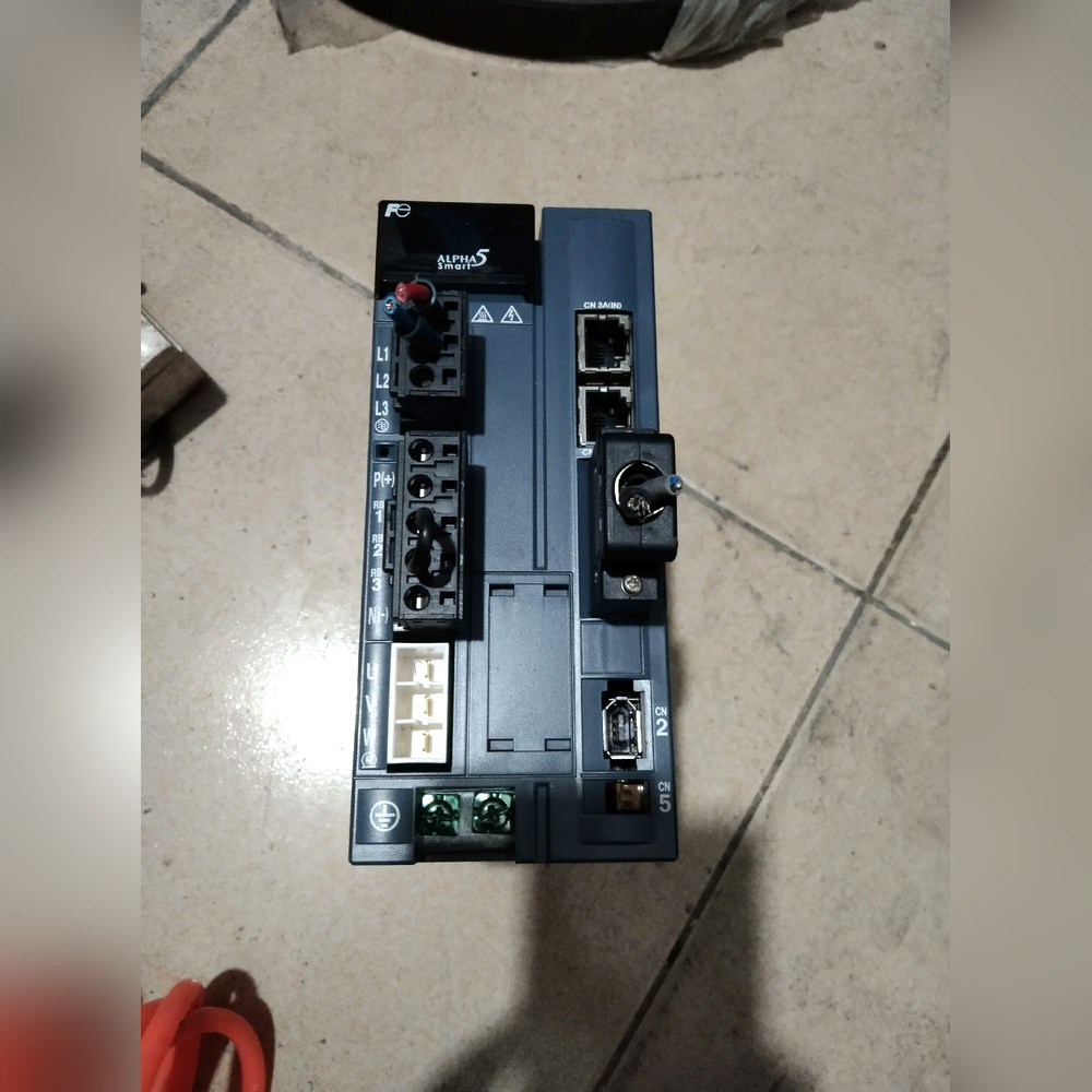 富士伺服RYH152F5-vv2220v-1.5kw一 议价