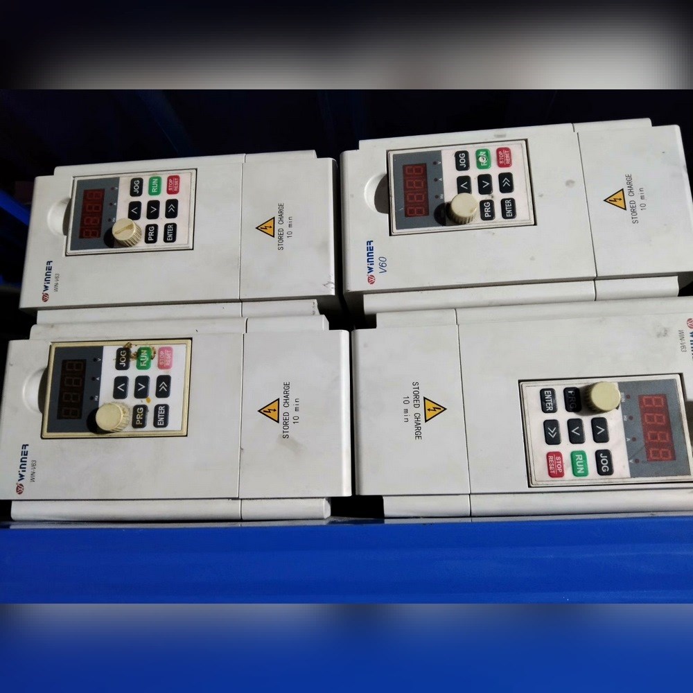 威能WIN-V63-1R5S2(220-.5kw)2台WI 议价