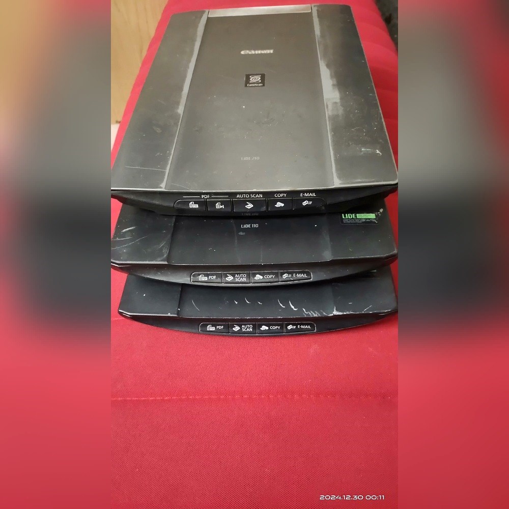 佳能扫描仪LIDE110两台LlDE210一台文档模板扫 议价
