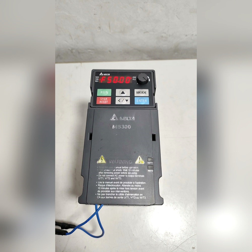 变频器 VFD4A8MS21ANSAA0.75kw 成 议价