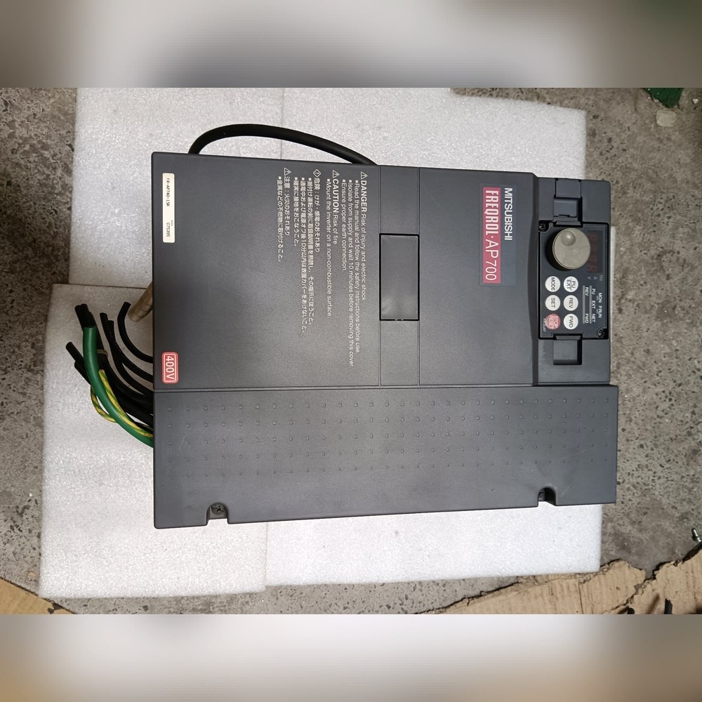 变频器FR-AP740-15K-1015KW 380V 议价