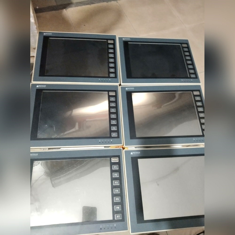 海泰克PWS6A00F-P成色如图所示功能正常通电如图 议价
