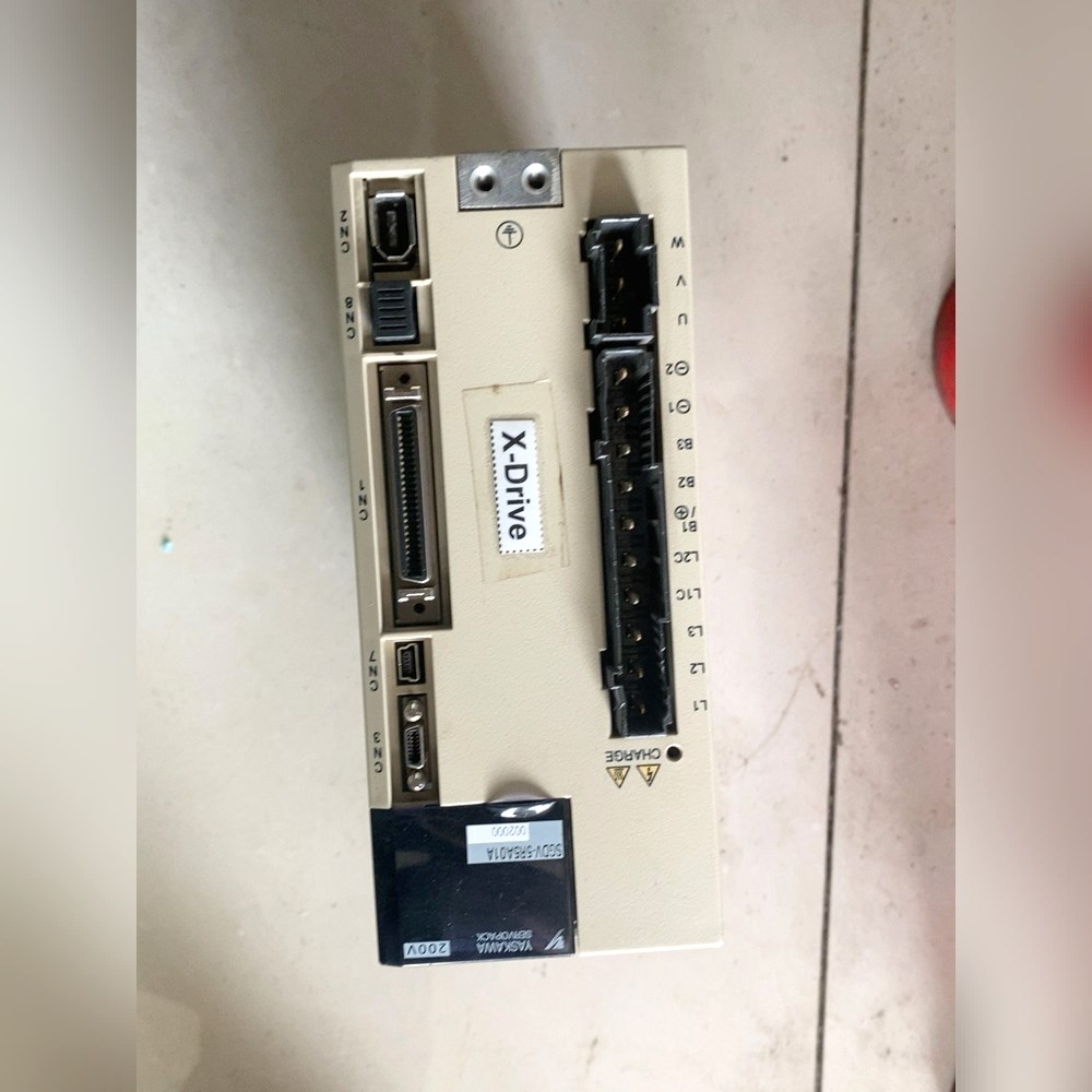 YASKAWA安川安川伺服驱动器SGDV-5R5A01A0 议价