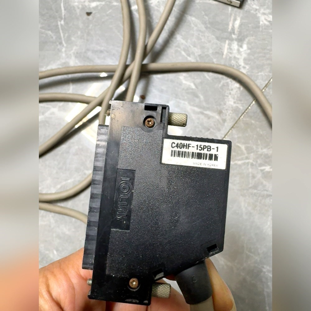 LS+plc模块连接线C40HF-15PB-1 议价