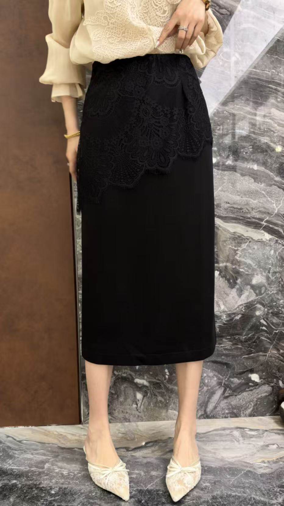 曼曼家2026新款欧货时尚高腰包臀蕾丝钩花假两件高级感直筒半身裙
