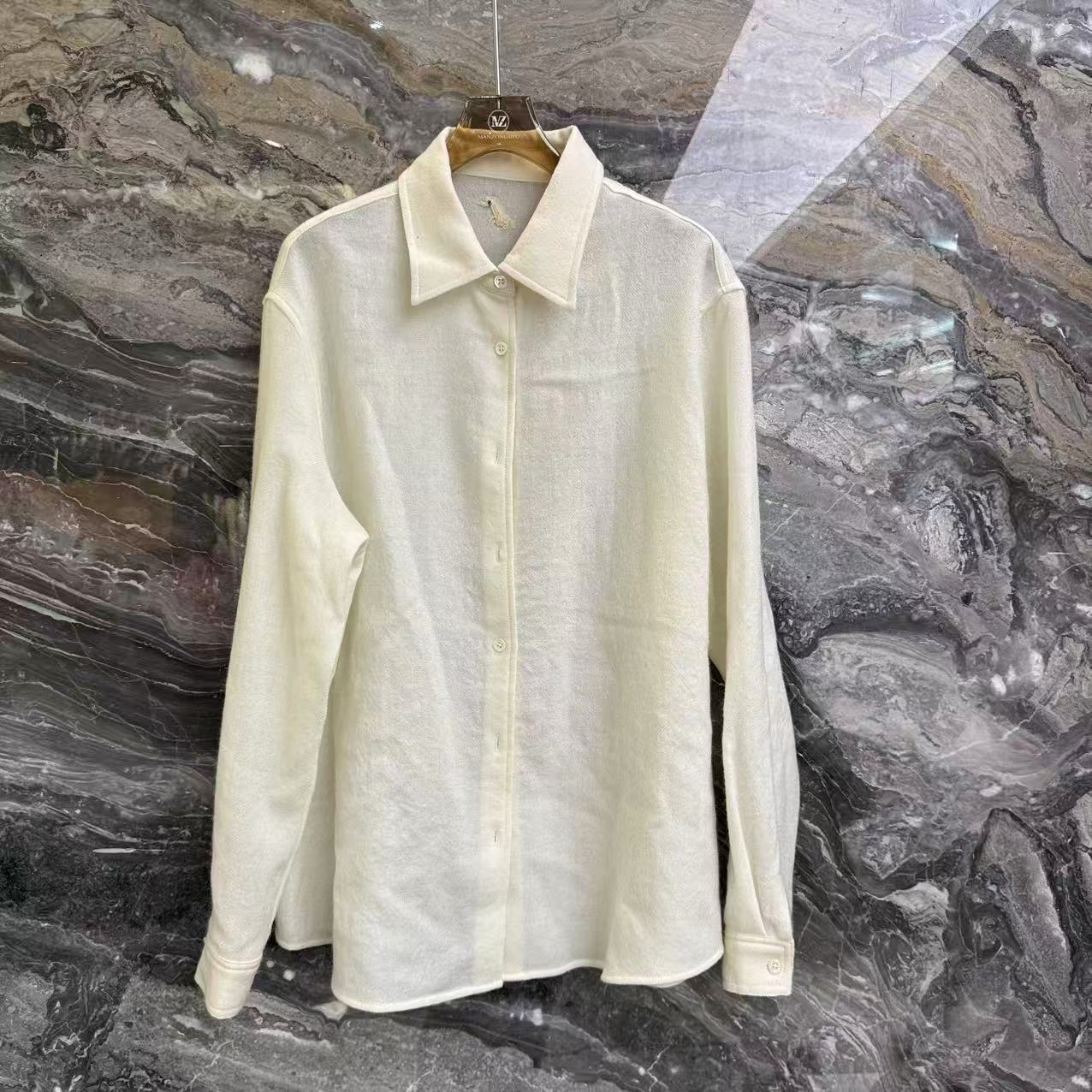 曼曼家2025冬款复古翻领休闲通勤后领刺绣羊毛百搭长袖衬衣56008