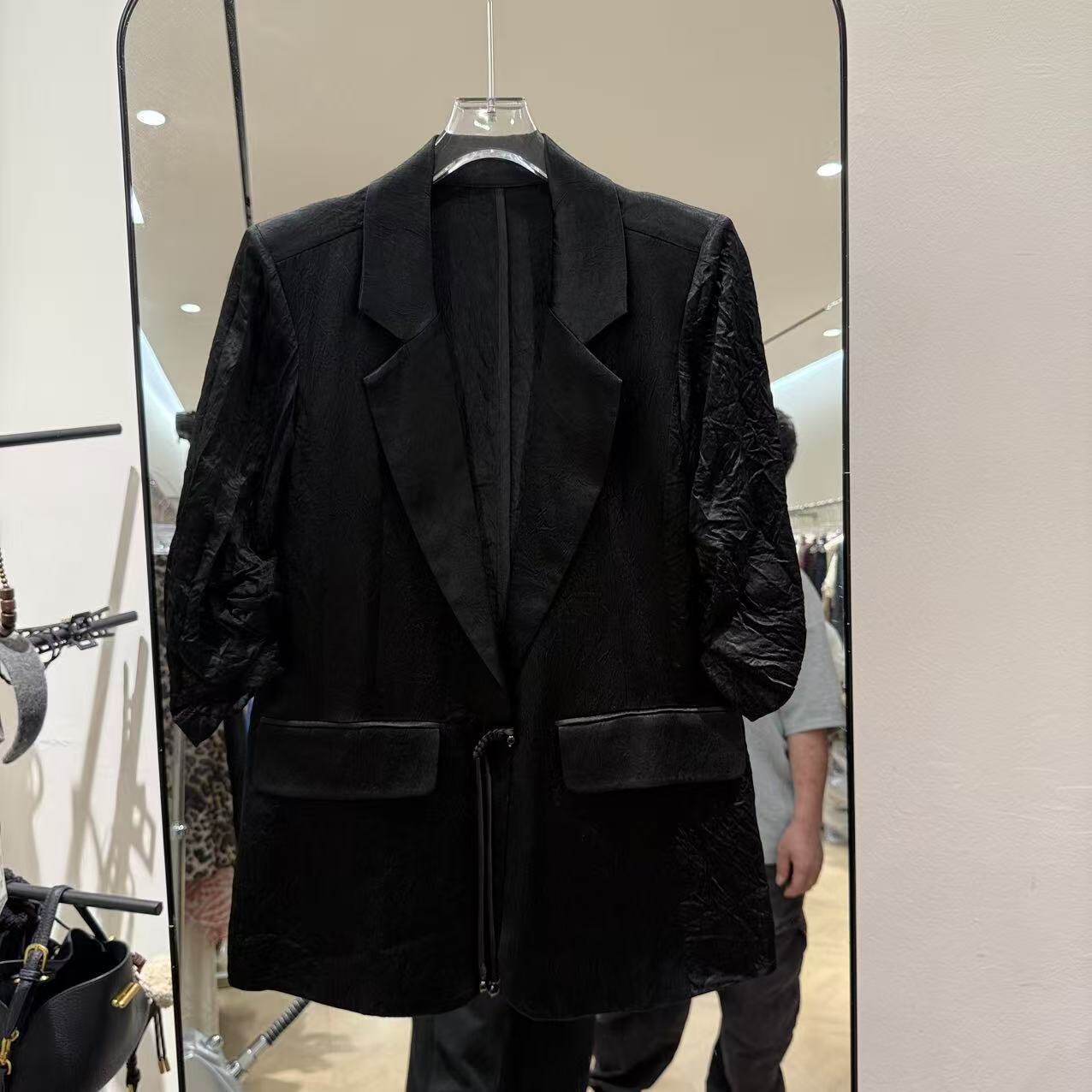 欧洲站2025新款休闲宽松翻领垫肩褶皱七分袖醋酸西装洋气外套639