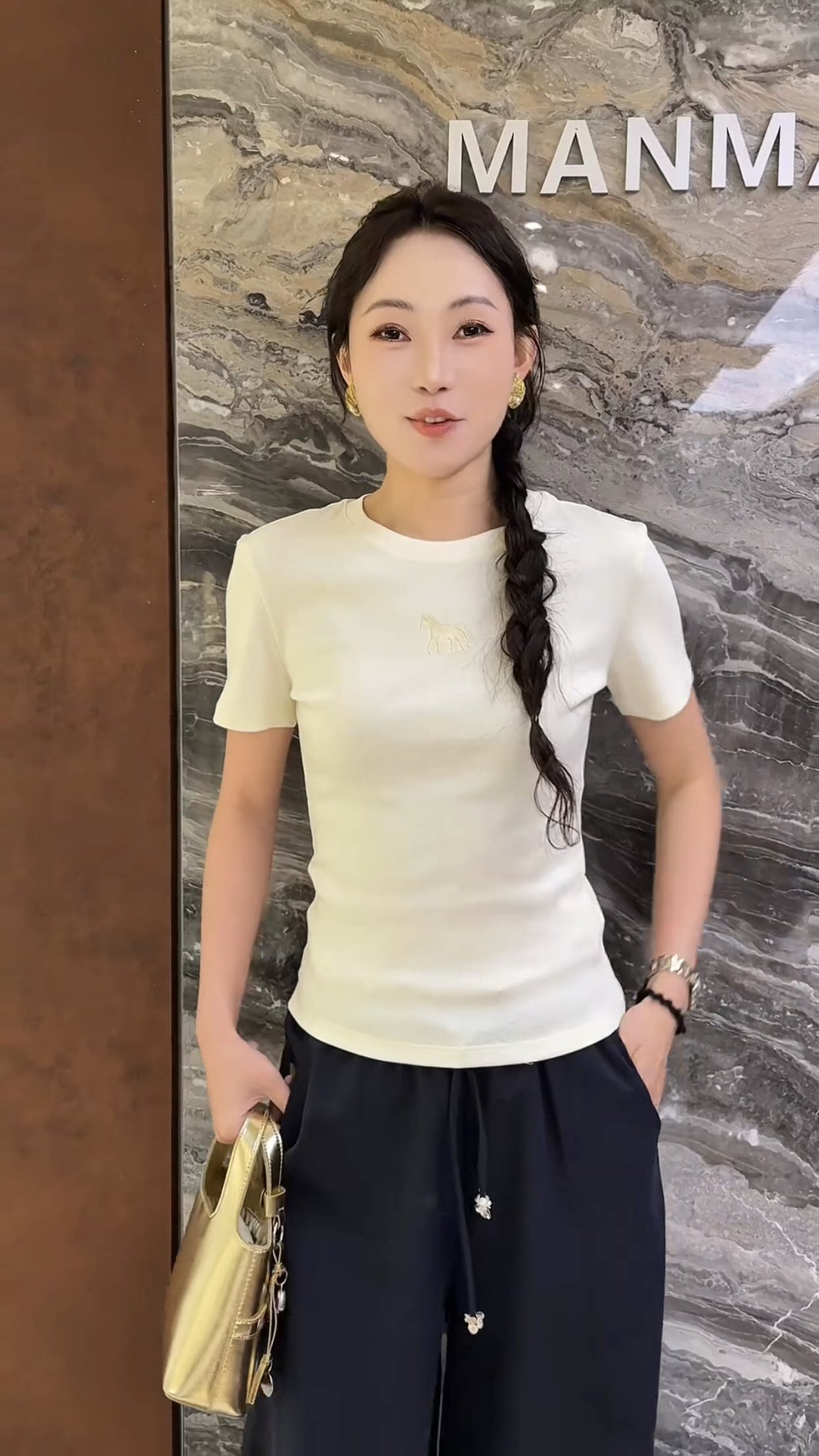 M.Z曼曼家2026春季新款时尚气质百搭显瘦弹力小版短袖T恤衫女