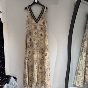 欧洲站2026新款 欧货波西米亚风钉珠花边独特印花吊带连衣裙5239