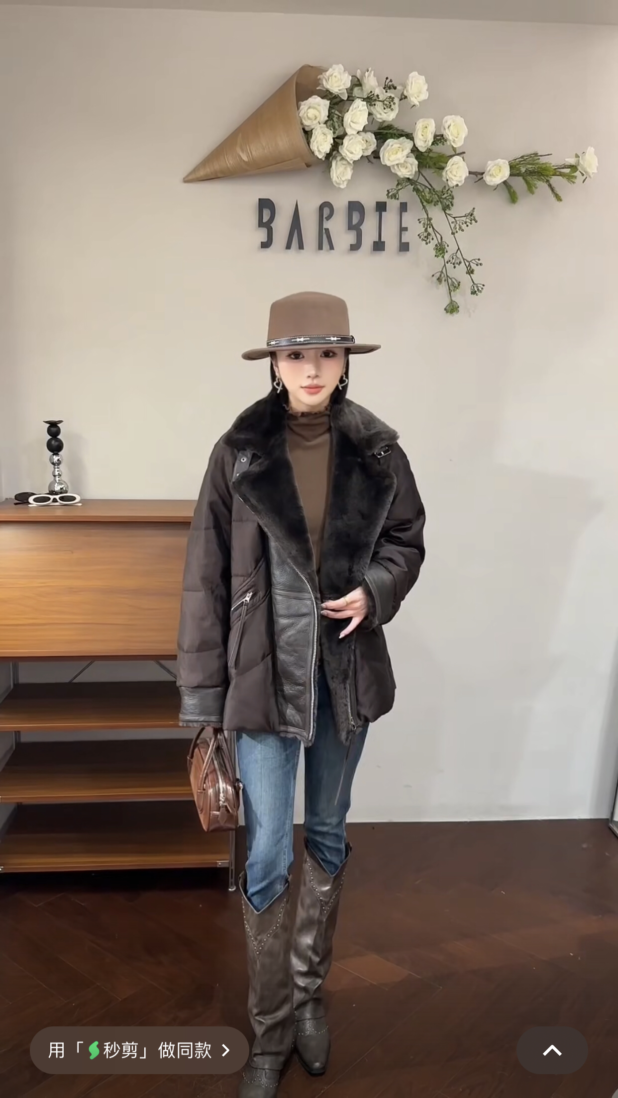 欧洲站2025冬新时尚翻领拉链拼皮毛一体洋气宽松羽绒服外套25187