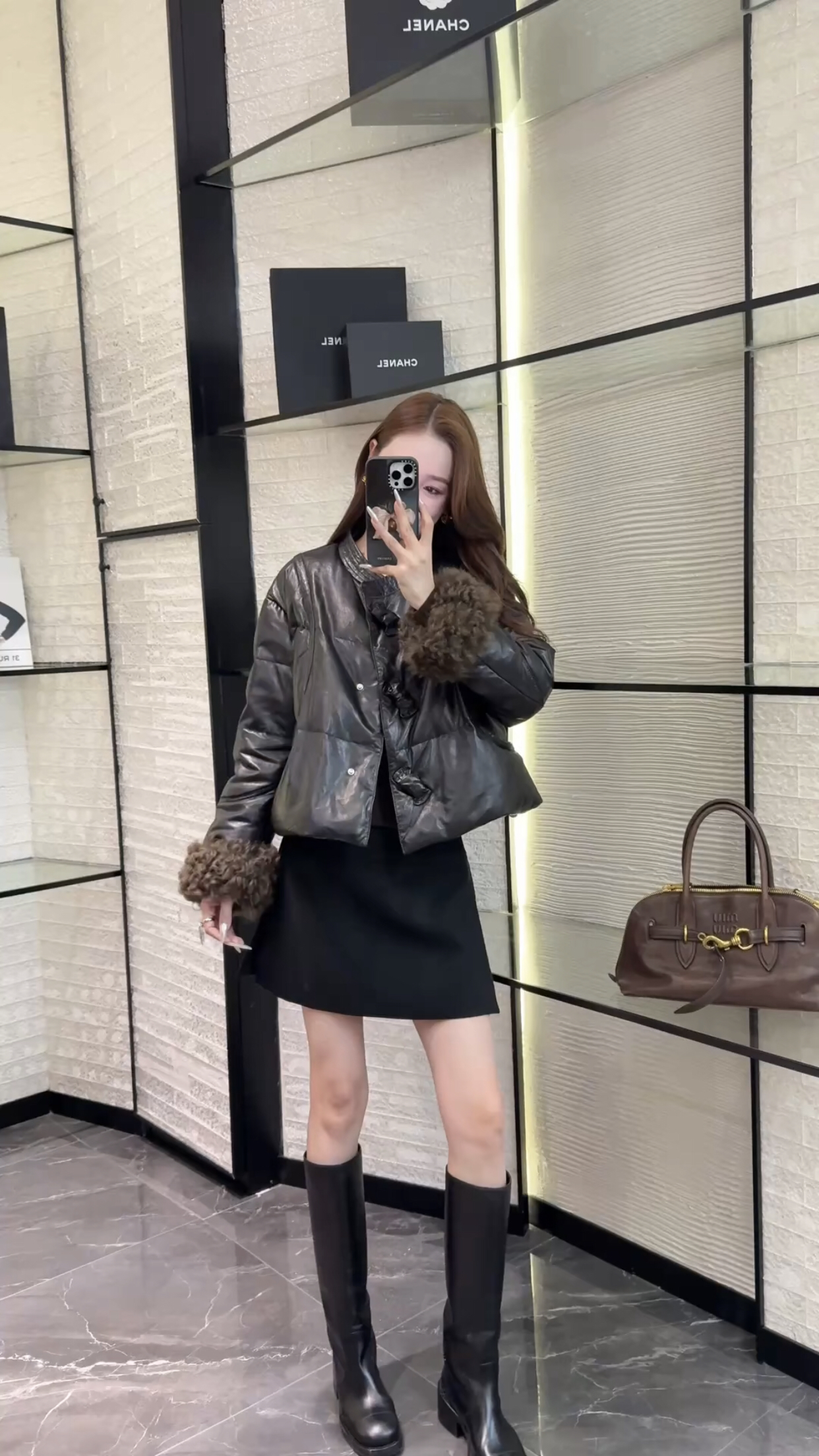 欧洲站2025冬新时尚立领按扣纯色高级羊毛袖口保暖皮质羽绒服外套