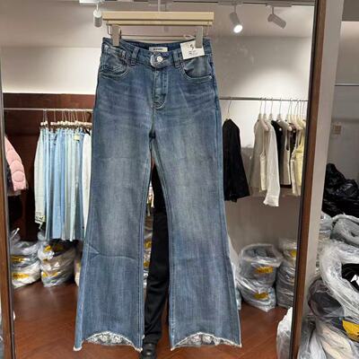 欧洲站2026春新款欧货时尚蕾丝拼接裤脚洋气百搭微喇牛仔裤55689