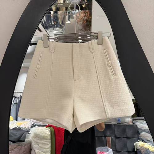 欧洲站2025冬新高腰A字版羊毛侧插口袋纽扣修身休闲西装短裤62273