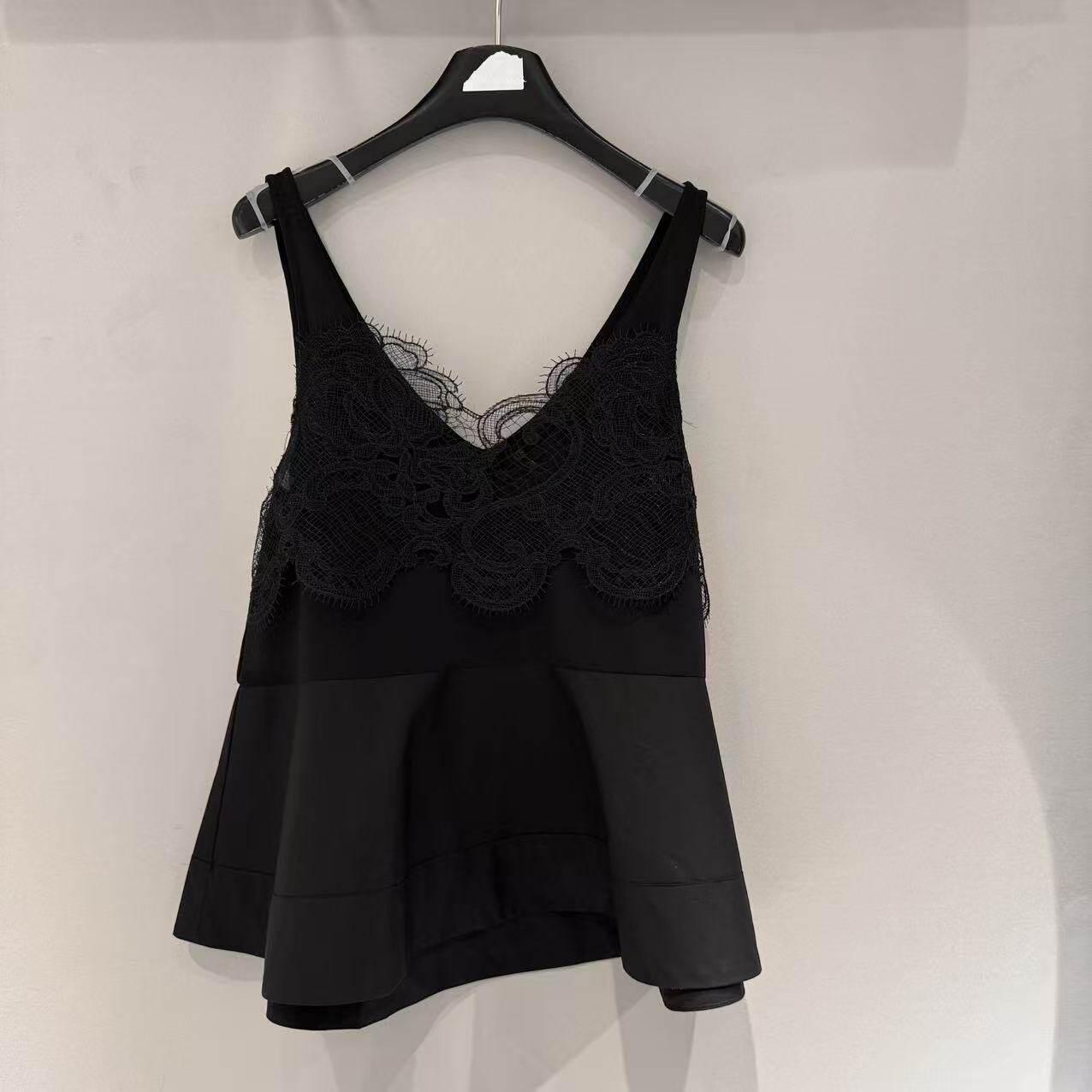 欧洲站2026新款欧货法式甜美蕾丝边垂坠立体小裙摆背心上衣10083