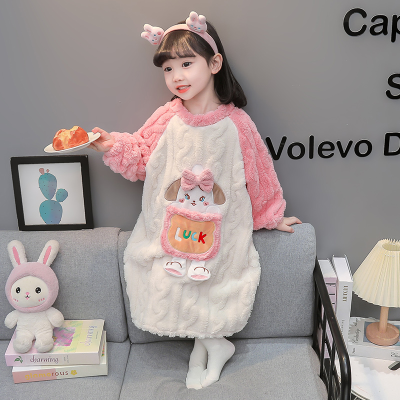 朵贝熊三色法兰绒睡袍