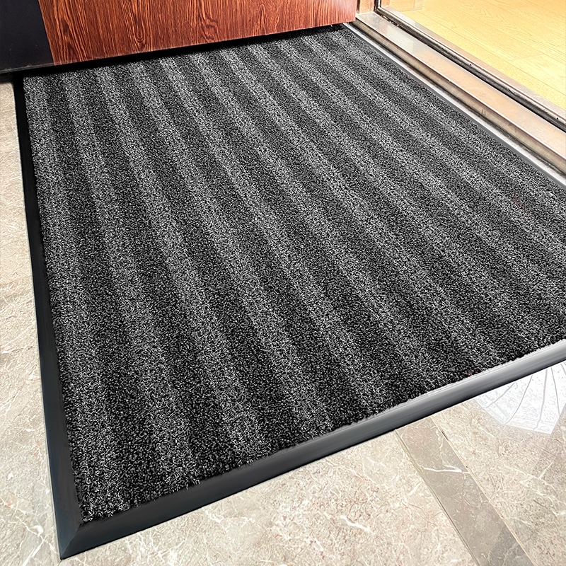灰色高级入户门地垫吸水除尘