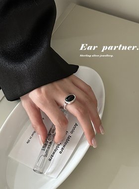 925纯银戒指女小众设计高级感黑玛瑙指环法式复古开口戒指可调节