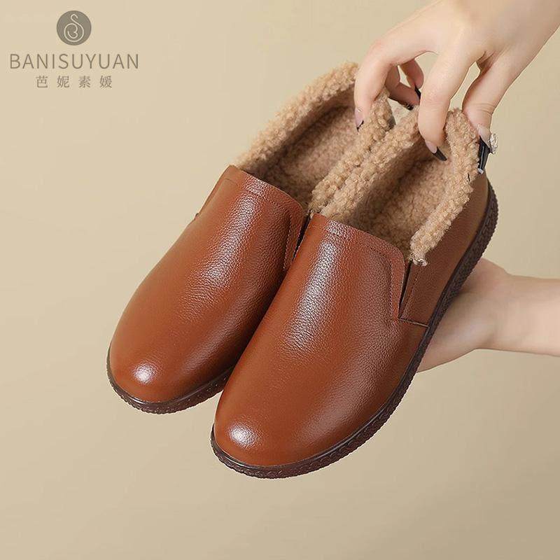 加绒平底单鞋女秋冬2025新款防滑软底妈妈鞋舒适保暖大码真皮女鞋