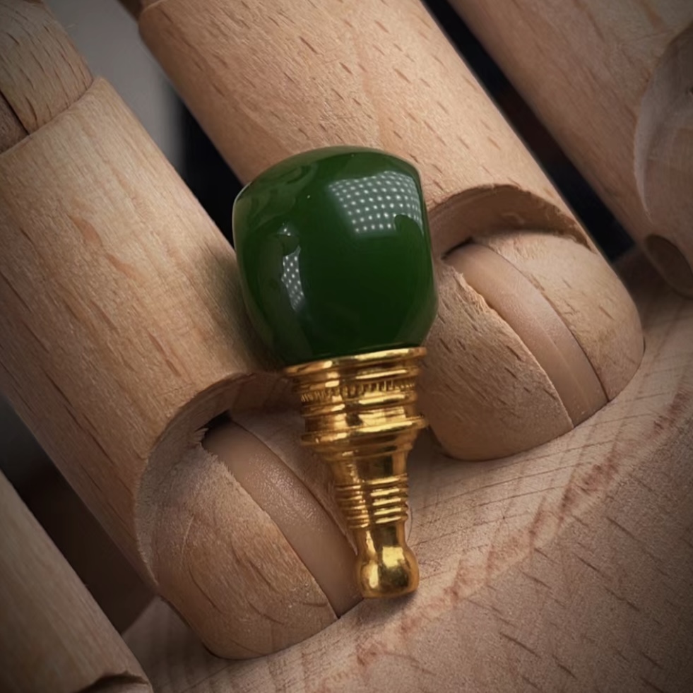 殿堂级老坑料碧玉三通佛头18k金 佛塔配件金刚星月108手串配饰