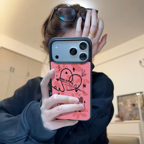 原创粉色爱心磨砂防摔iPhone壳