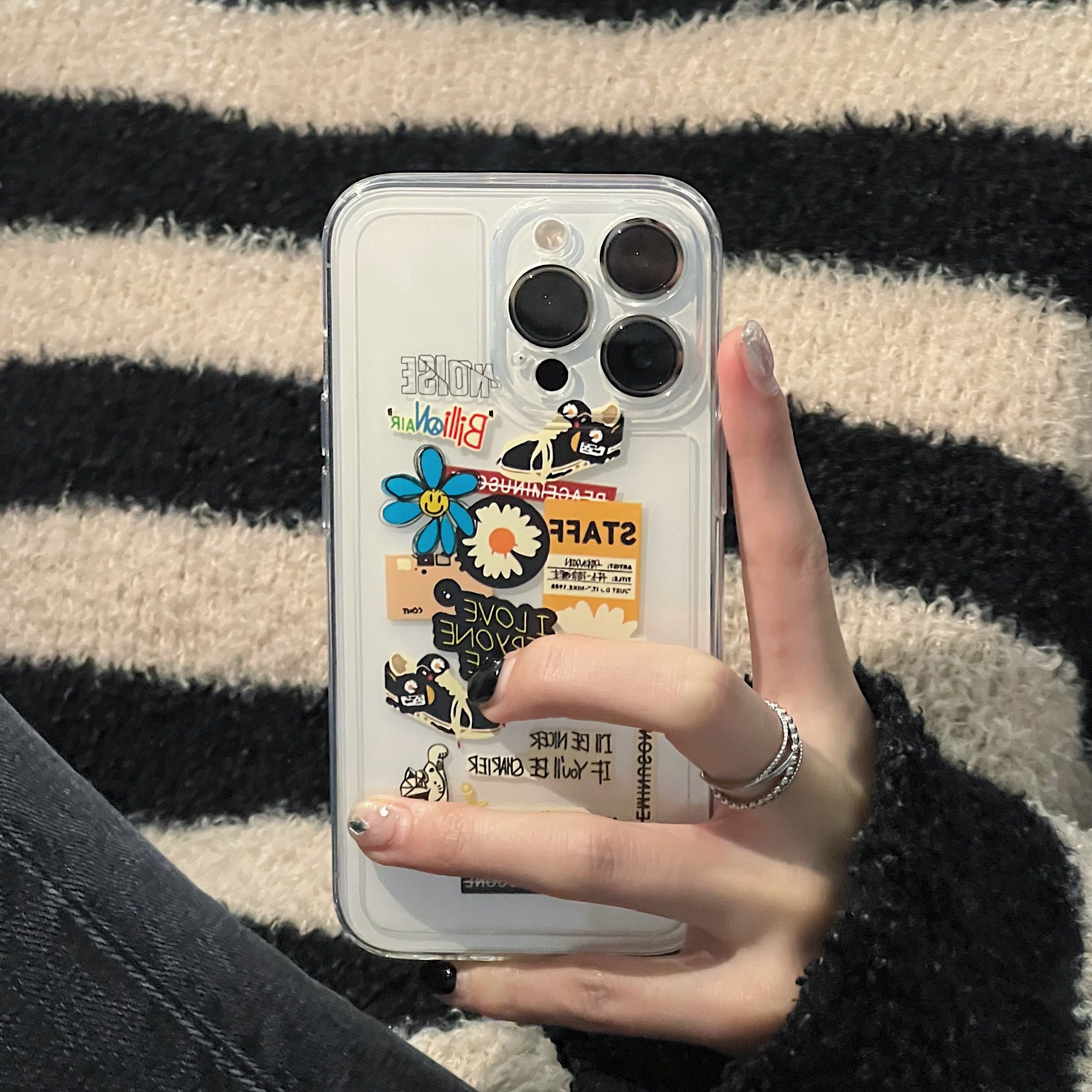 日韩ins风雏菊15ProMax手机壳