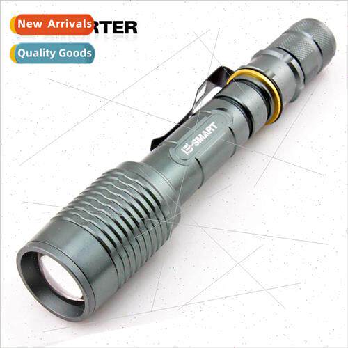 XML-T6 LED strong light flashlight zoom rechargeable long-di