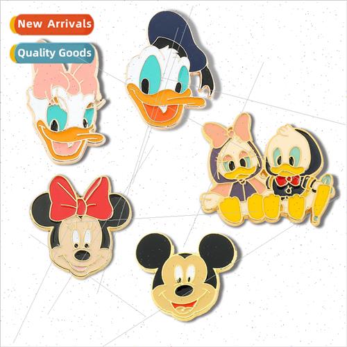 Mickey Mouse and Donald Duck Metal Brooch Cartoon Anime Dais