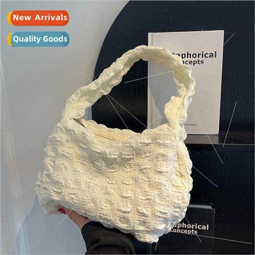 Bag 2023 new Korean cloud pleated waffle bubble bag niche un