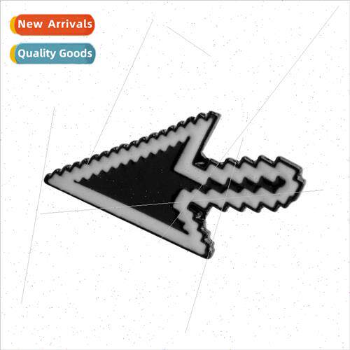Drip Oil Black and White Arrow Brooch Creative Pointing Mark