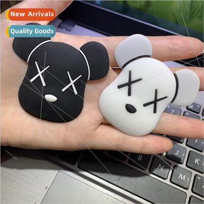 Violent bear finger ring three-dimensional doll accessories