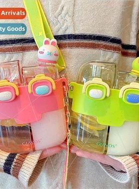 Summer high-color childrens water cup large capacity compart