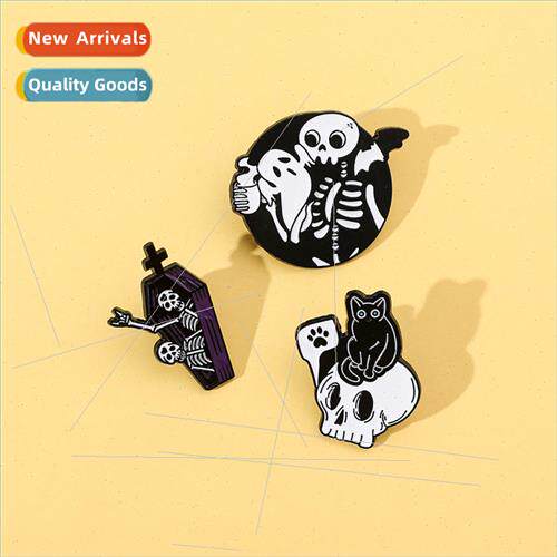 Halloween brooch spooky cartoon personality skull metal badg