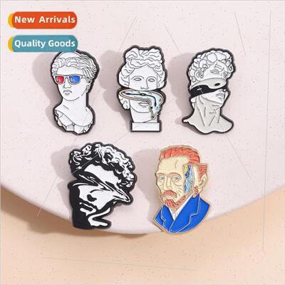 Creative Celebrity Art Plaster Head Brooch Clothing Accessor