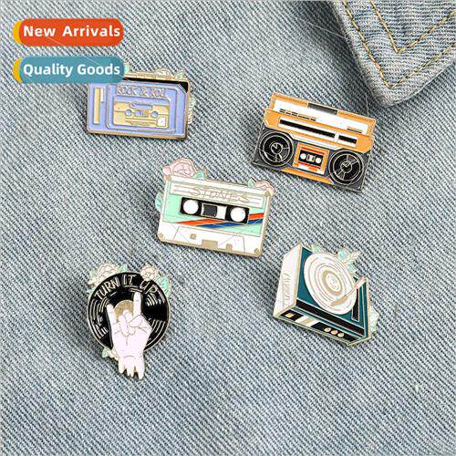 Creative cartoon vintage music instrument jewelry pin person