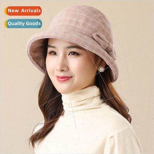 Middle-aged and elderly hat female winter mom imitation twee