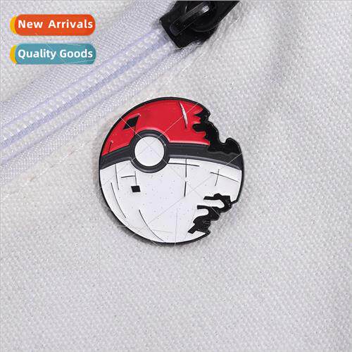 Japanese anime cartoon brooch metal badge around the pocket