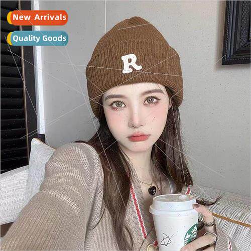 Autumn and winter Korean letters R label wool cap men and wo